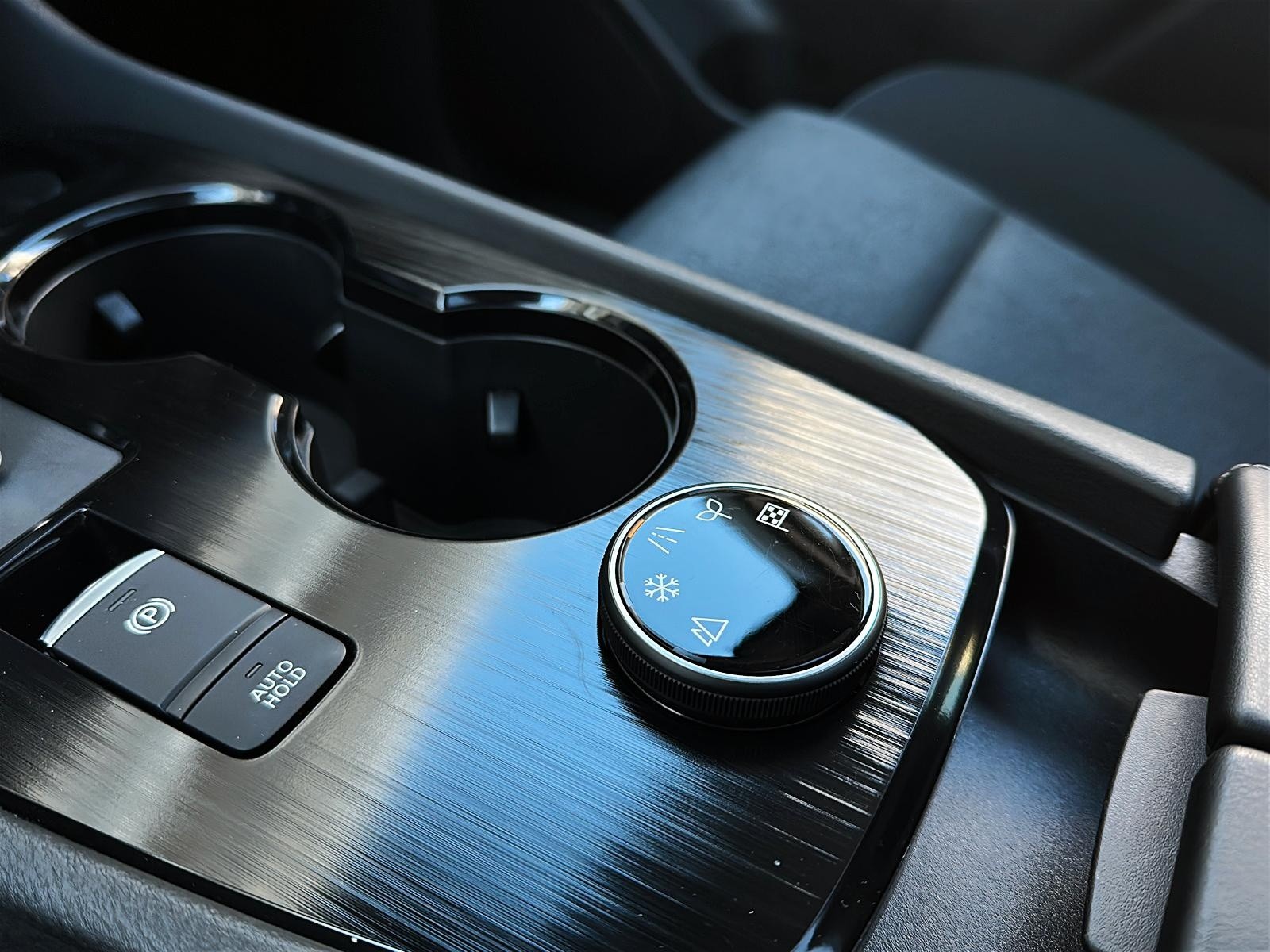 2025 Nissan Rogue SV Moonroof