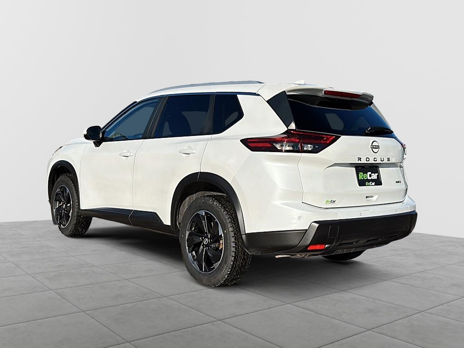 2025 Nissan Rogue SV Moonroof