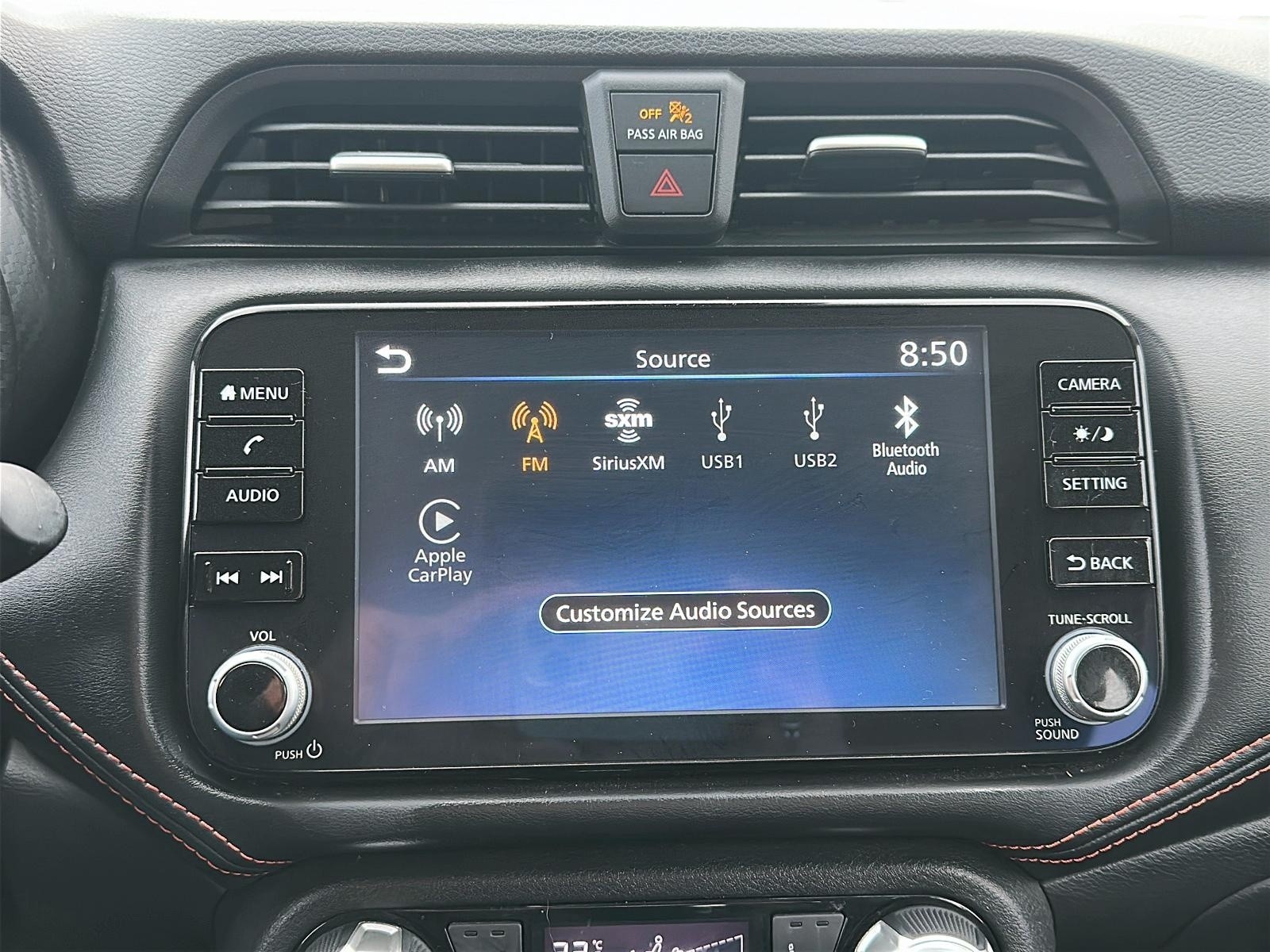 2023 Nissan Versa SR