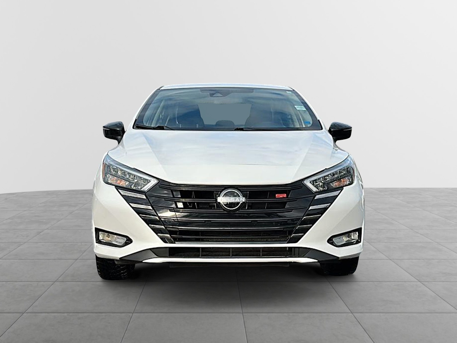 2023 Nissan Versa SR