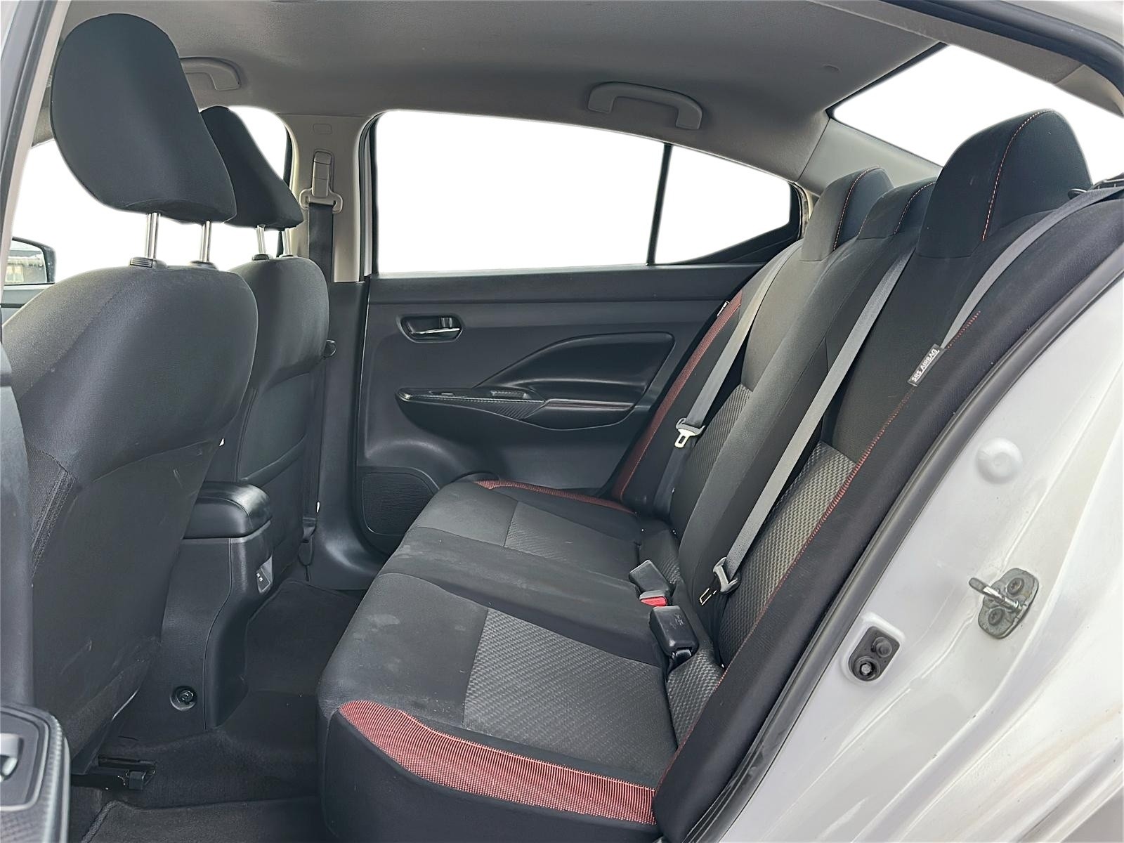 2023 Nissan Versa SR