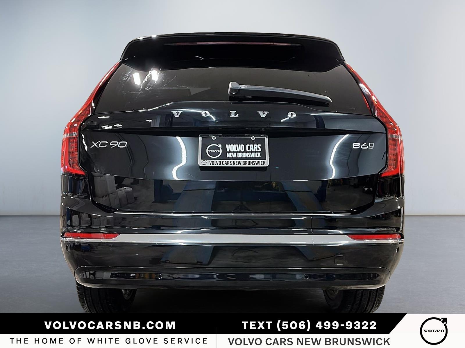 2025 Volvo XC90 B6 Core Bright Theme