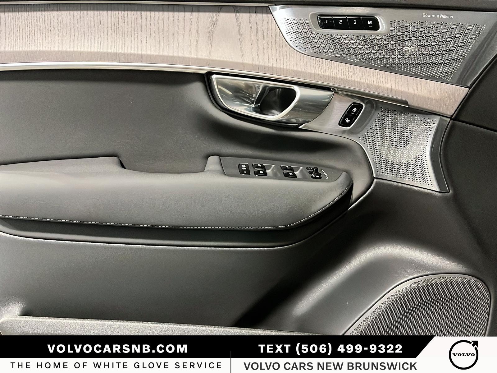 2026 Volvo XC90 B6 Ultra Bright Theme 6-Seater