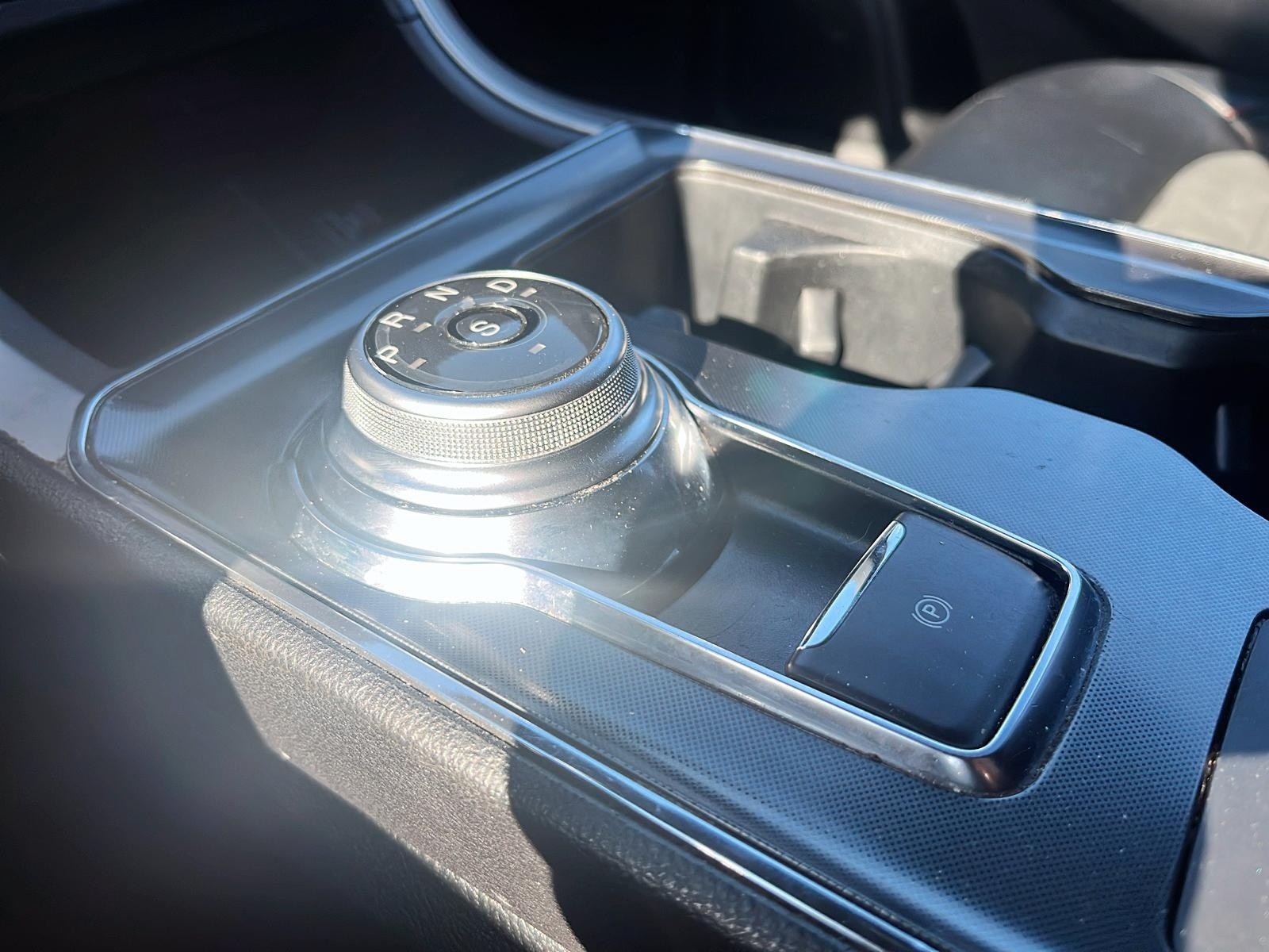 2022 Ford Edge ST Line