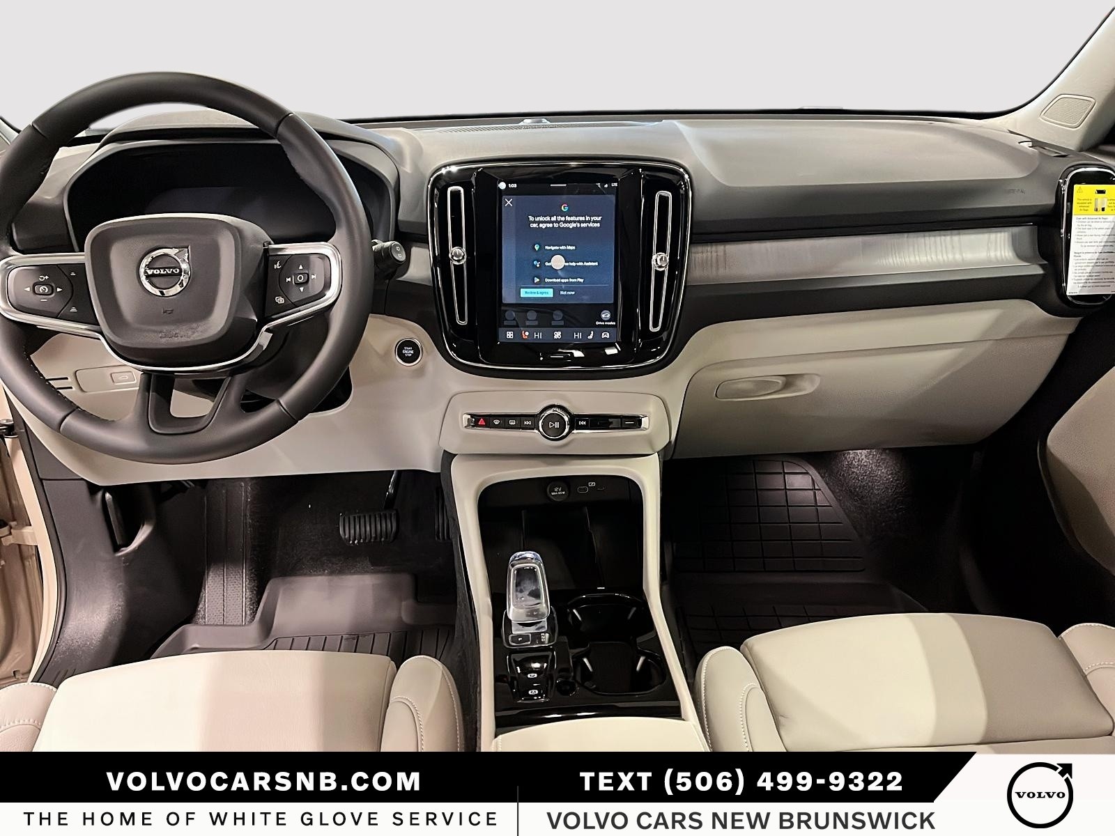 2026 Volvo XC40 B5 Plus Dark Theme