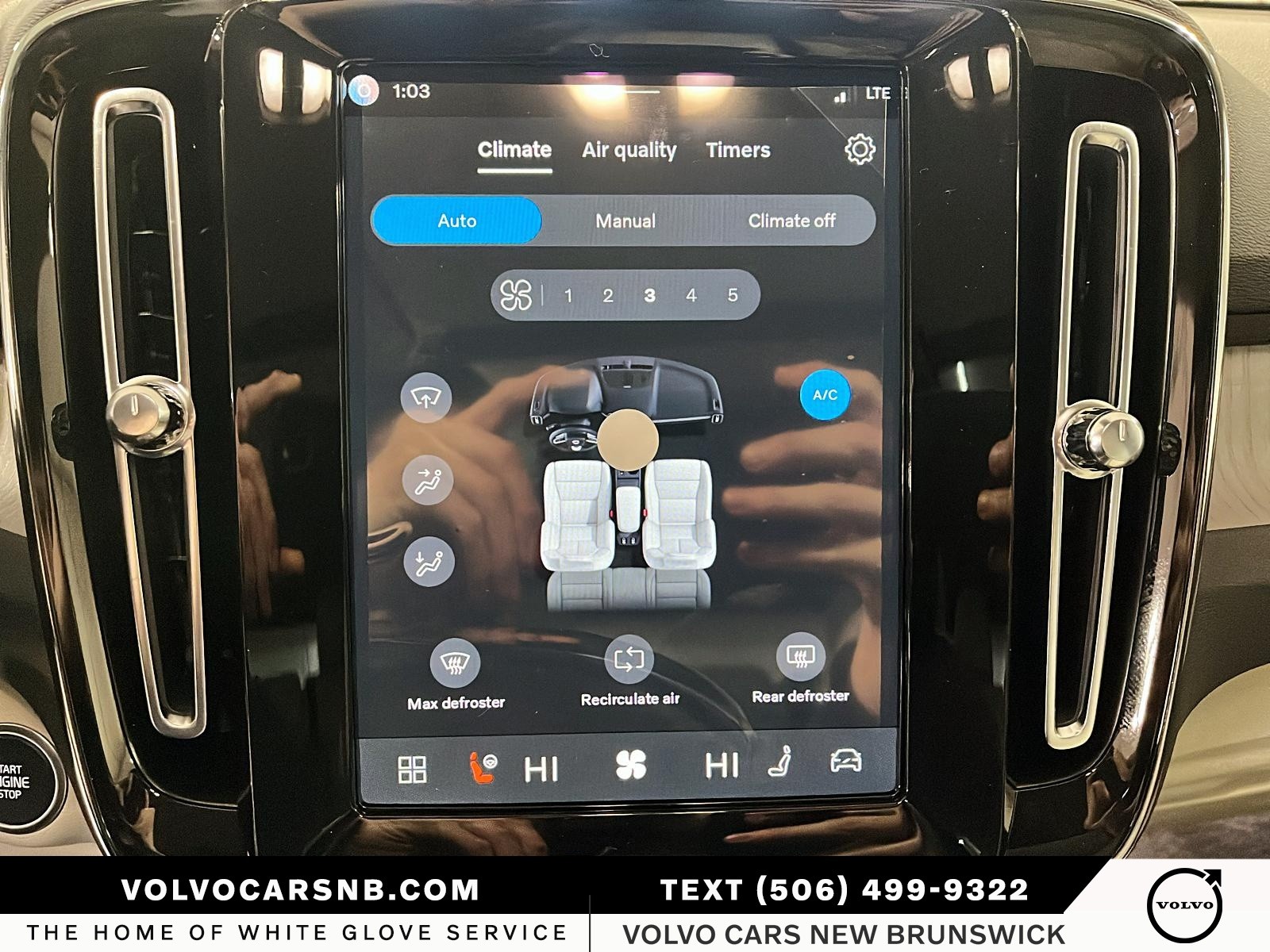 2026 Volvo XC40 B5 Plus Dark Theme