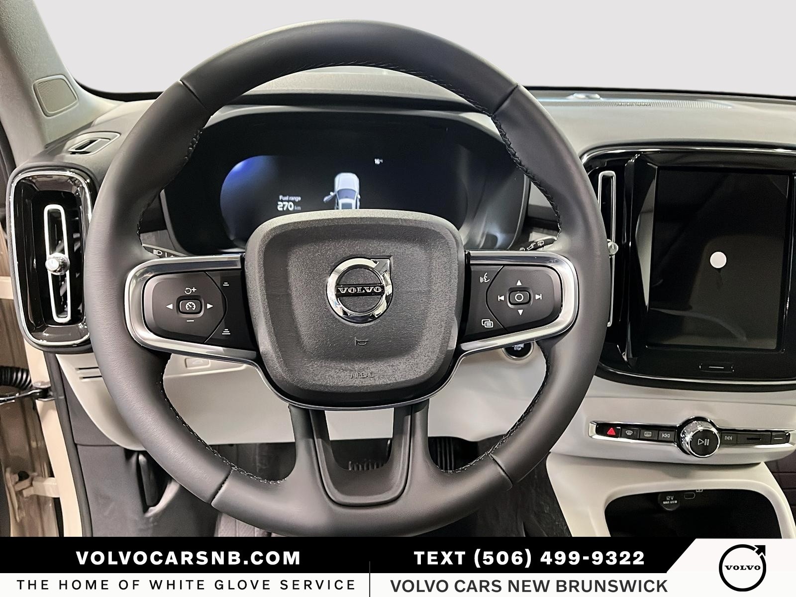 2026 Volvo XC40 B5 Plus Dark Theme