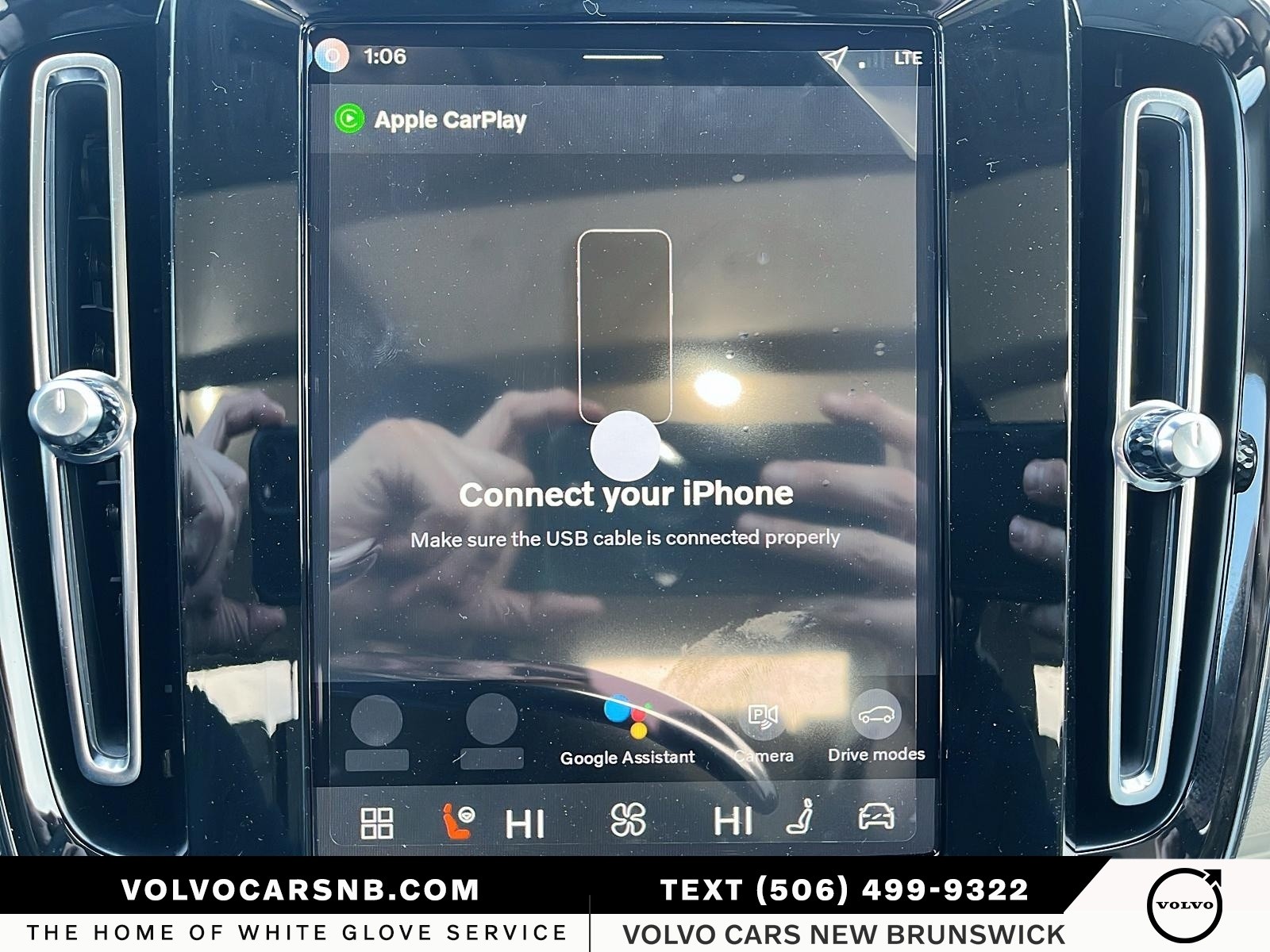 2026 Volvo XC40 B5 Plus Dark Theme