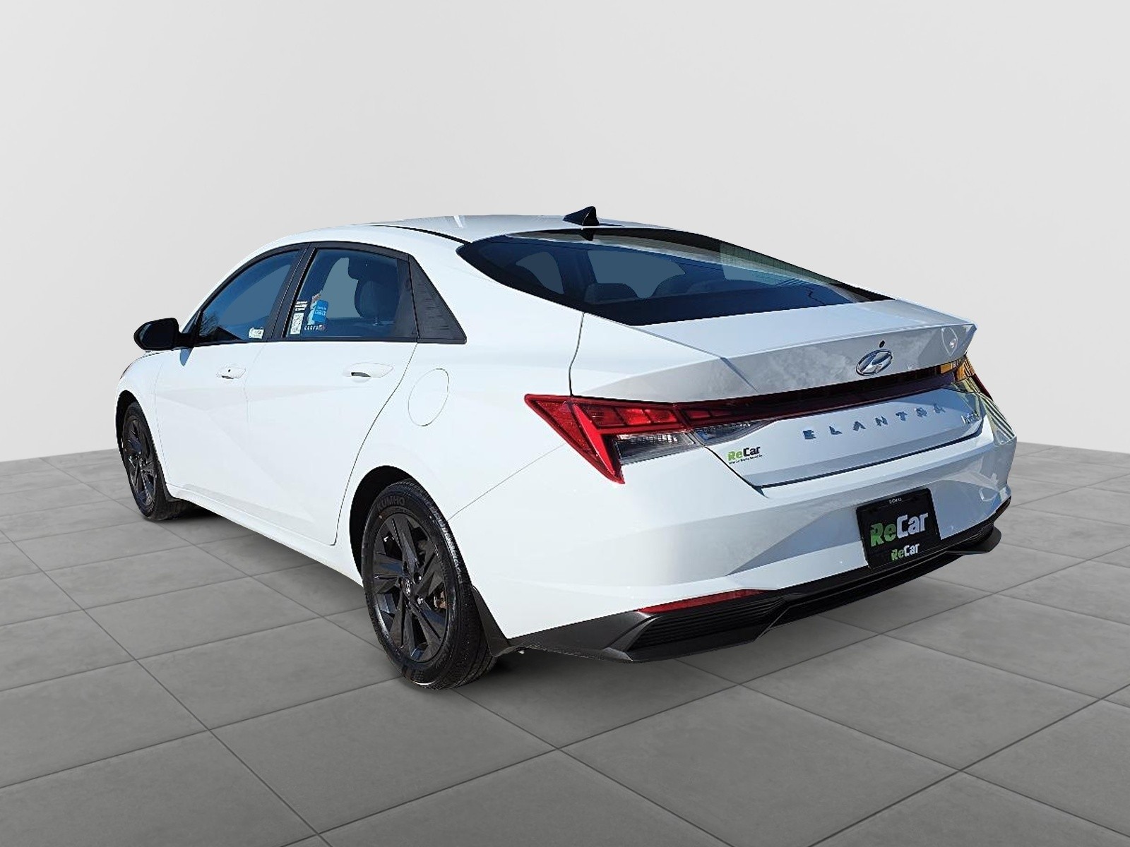 2022 Hyundai Elantra HEV Preferred