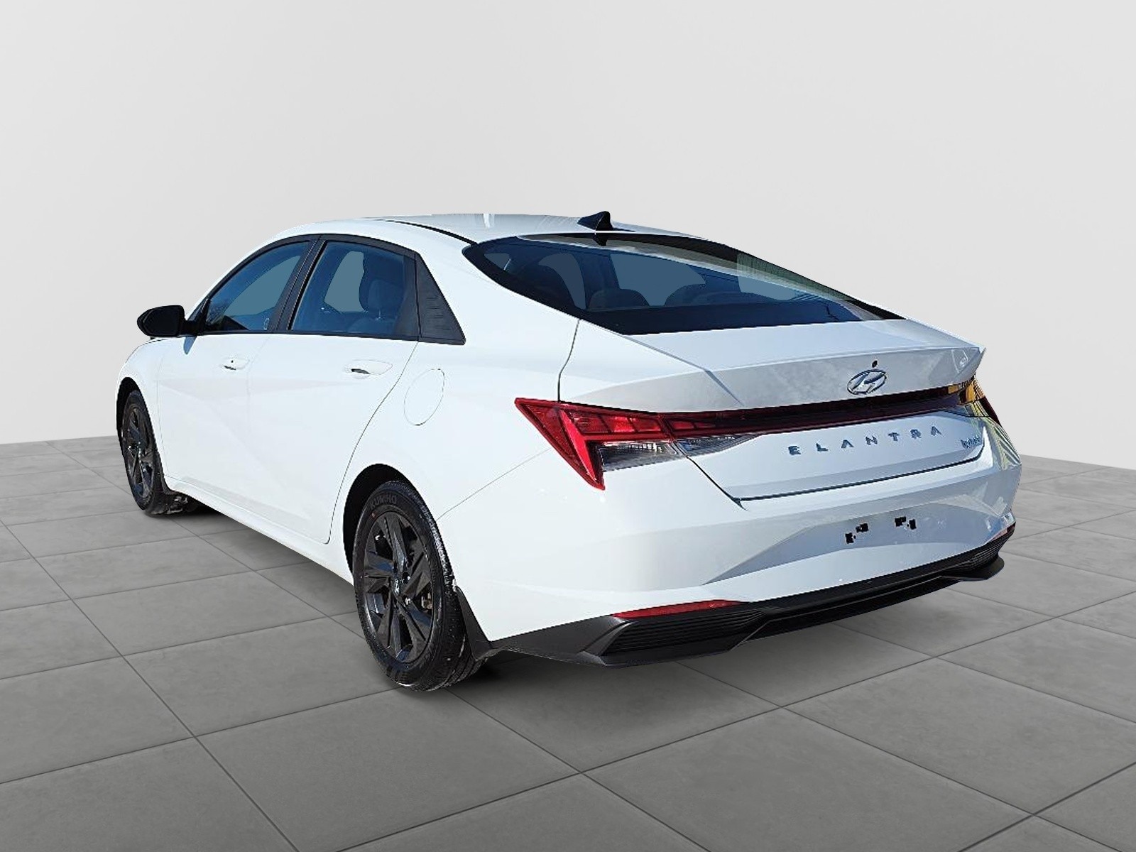 2022 Hyundai Elantra HEV Preferred