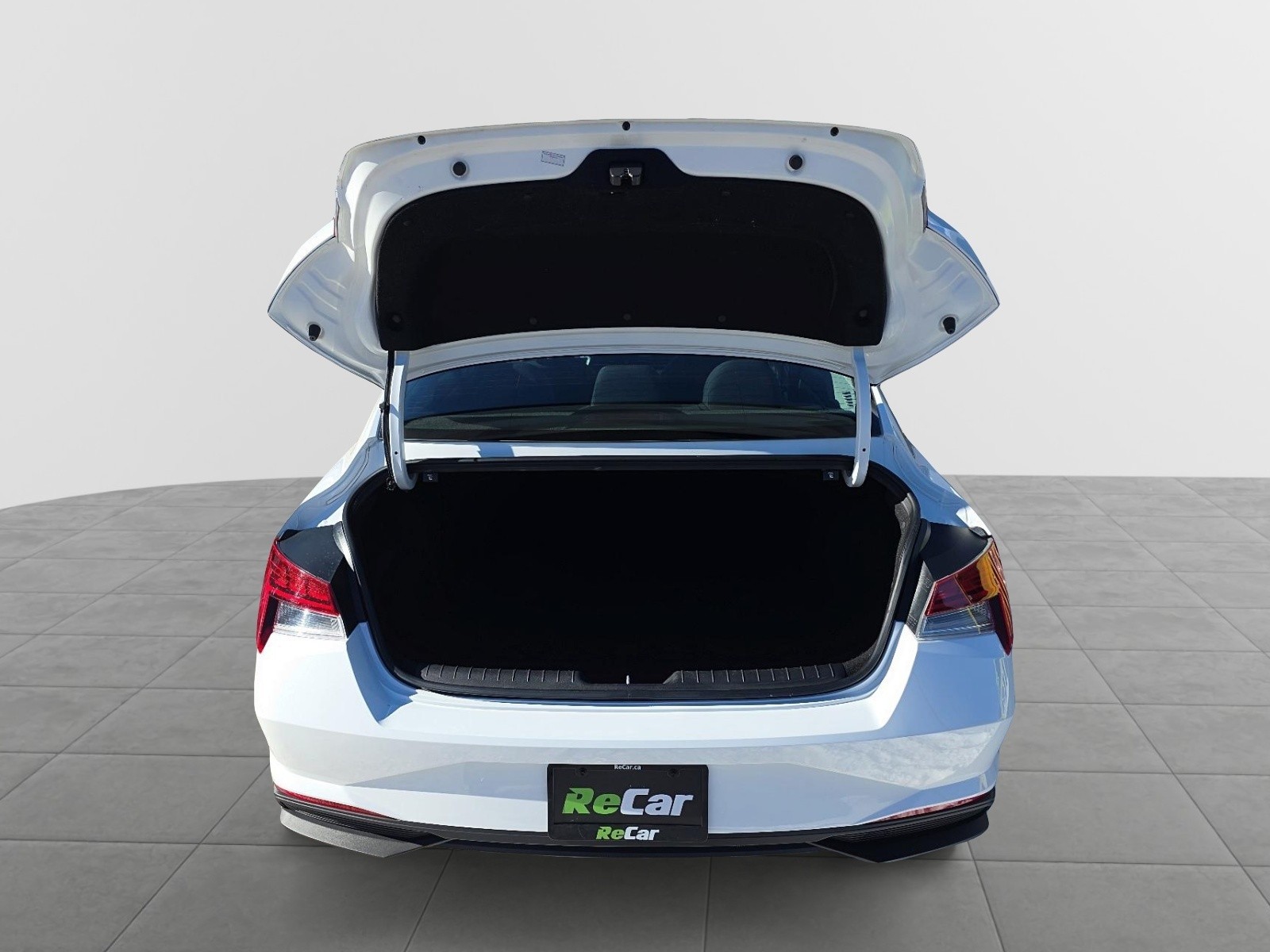 2022 Hyundai Elantra HEV Preferred