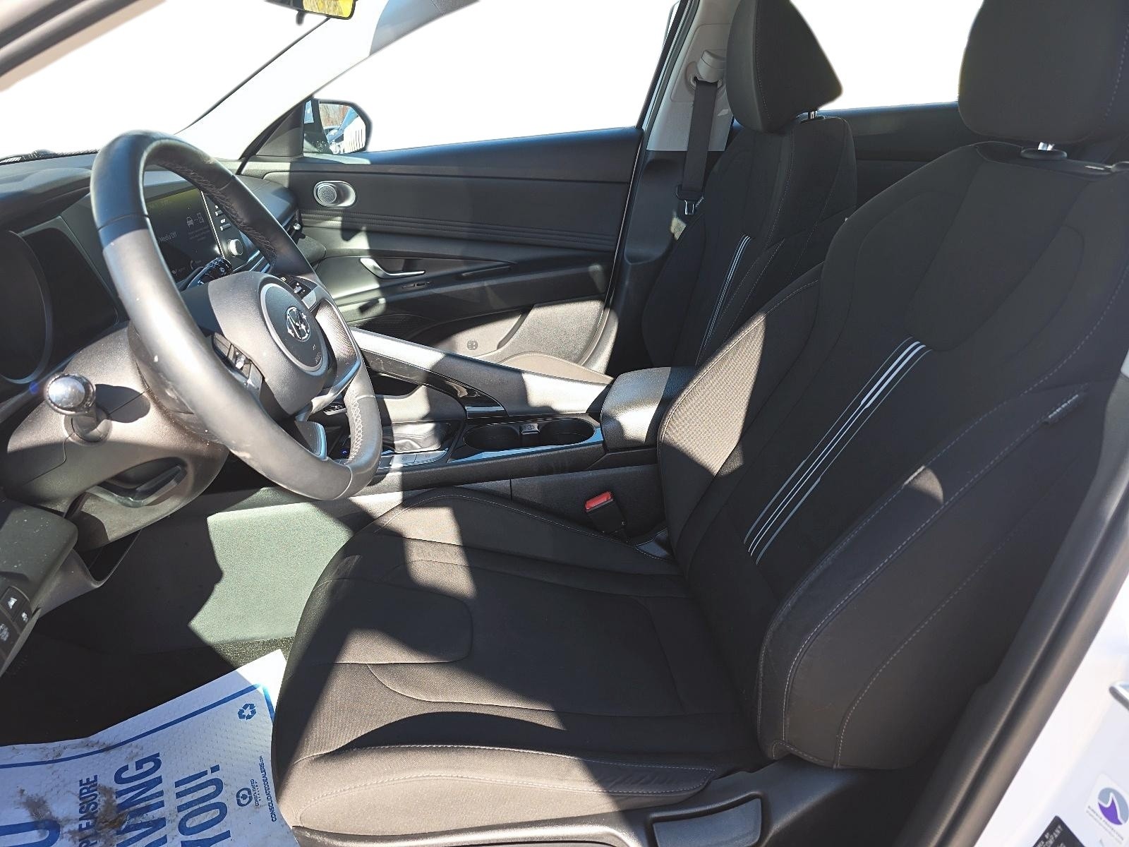 2022 Hyundai Elantra HEV Preferred