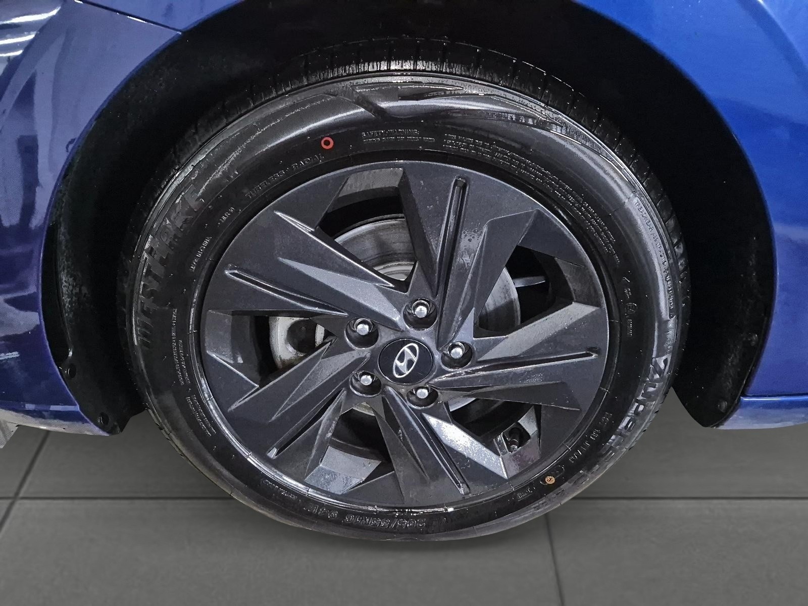 2023 Hyundai Elantra Preferred