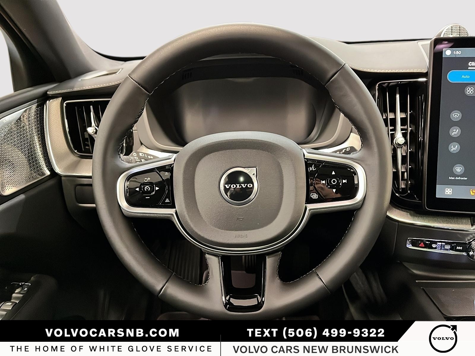 2026 Volvo XC60 B5 Ultra Black Edition