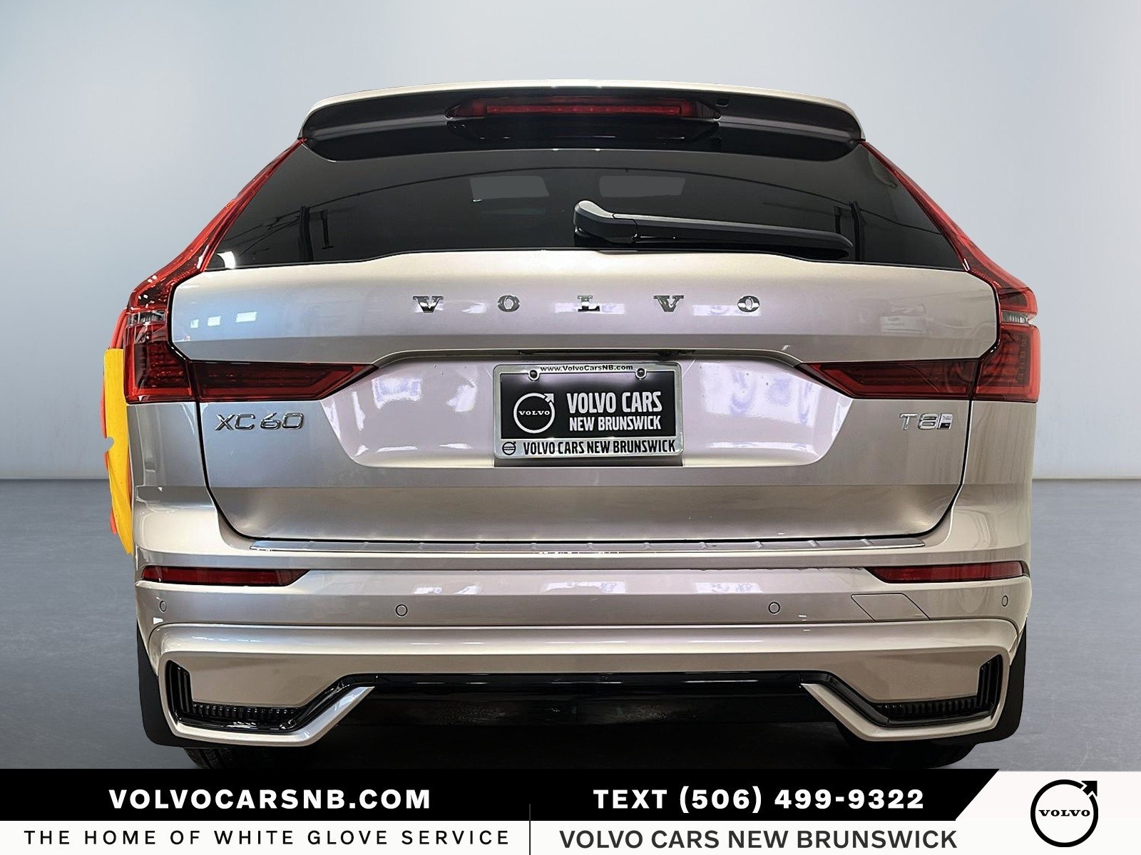 2026 Volvo XC60 Plug-In Hybrid T8 Plus Dark Theme