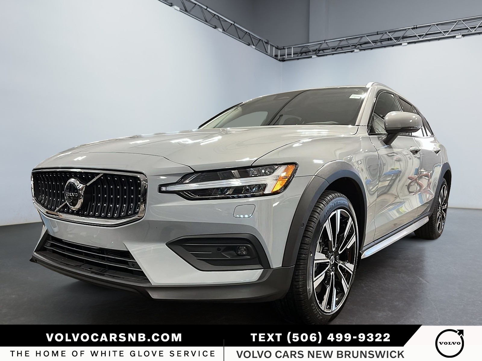 2026 Volvo V60 Cross Country  B5 Ultra