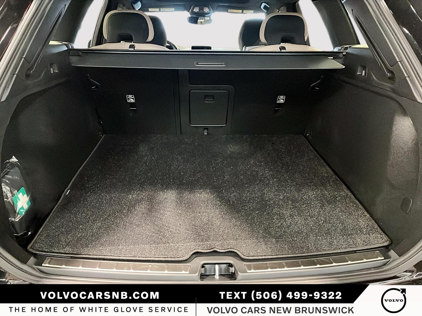 2026 Volvo XC60 B5 Plus Dark Theme