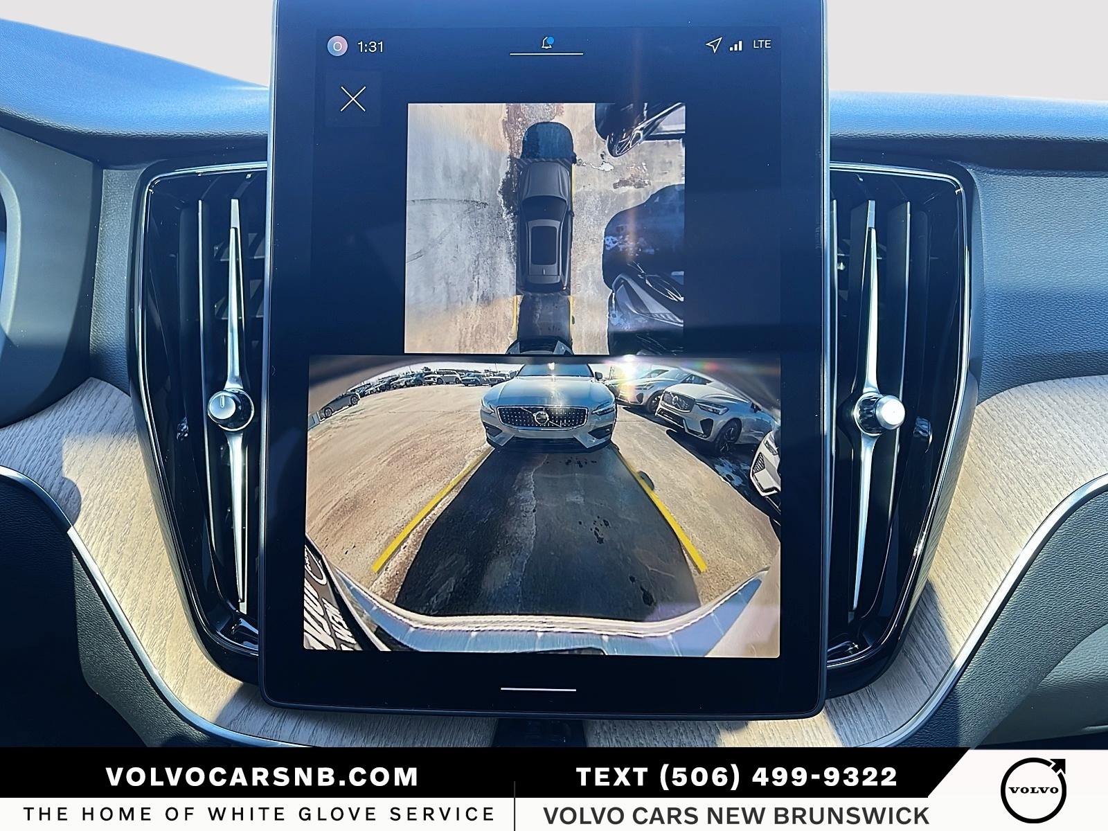 2026 Volvo XC60 Plug-In Hybrid T8 Plus Dark Theme