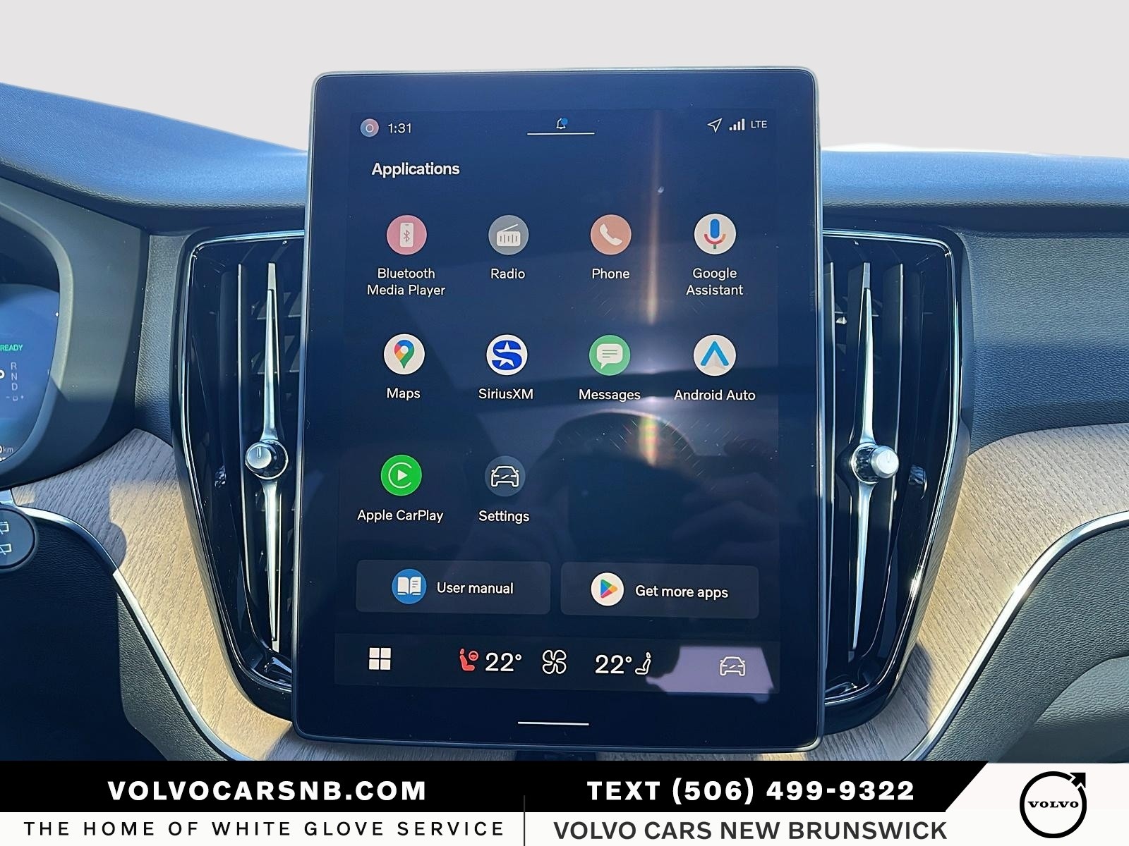 2026 Volvo XC60 Plug-In Hybrid T8 Plus Dark Theme