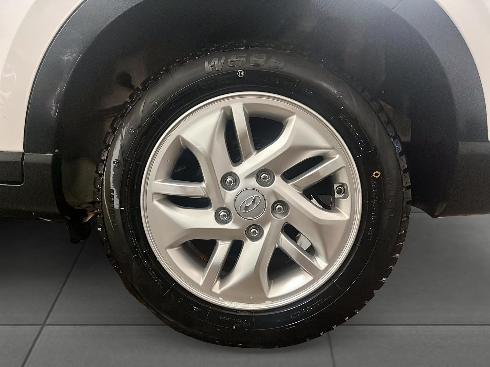 2024 Hyundai Venue Preferred