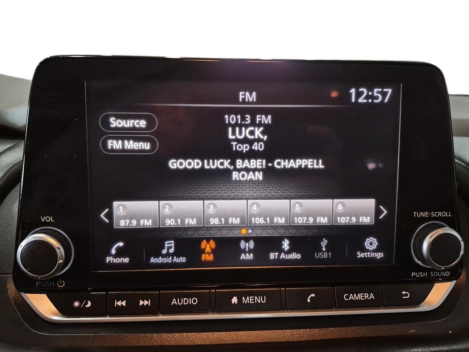 2023 Nissan Rogue SV Moonroof