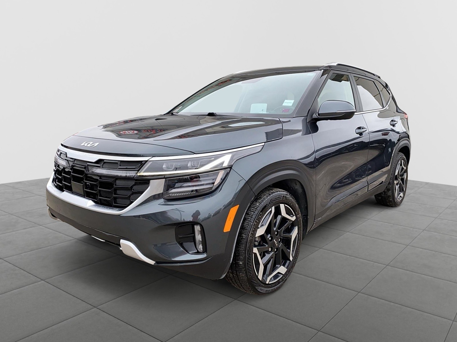 2024 Kia Seltos  SX w/Brown Interior