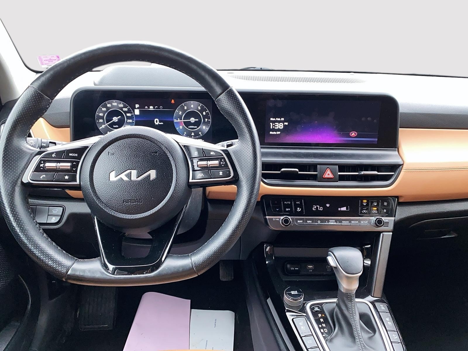 2024 Kia Seltos SX w/Brown Interior