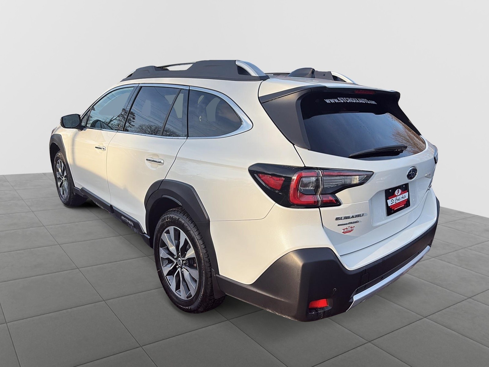 2023 Subaru Outback Premier XT