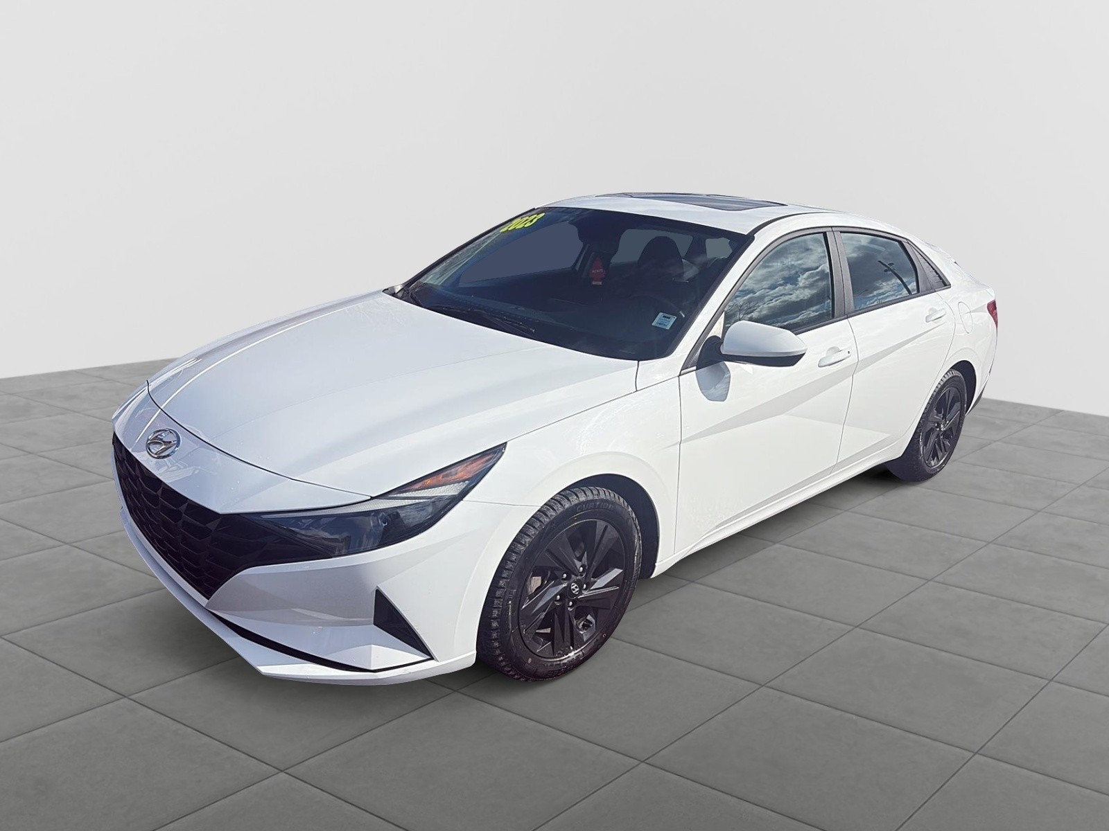 2023 Hyundai Elantra  ESSENTIAL