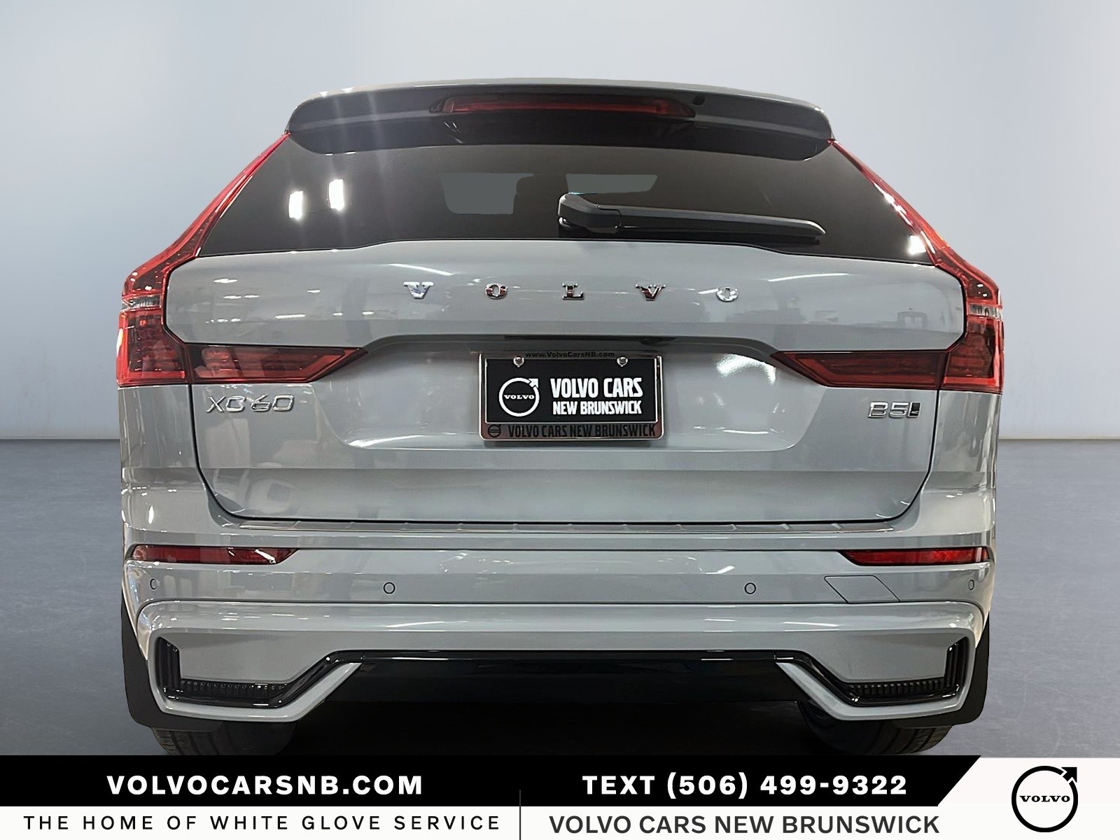 2026 Volvo XC60 B5 Ultra Dark Theme
