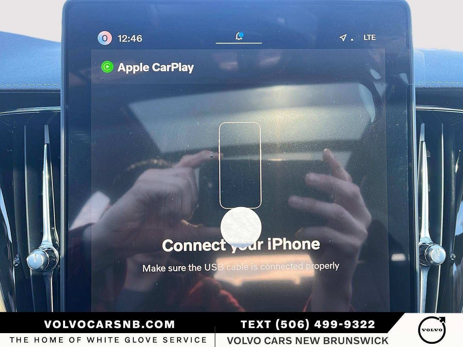 2026 Volvo XC60 B5 Ultra Dark Theme