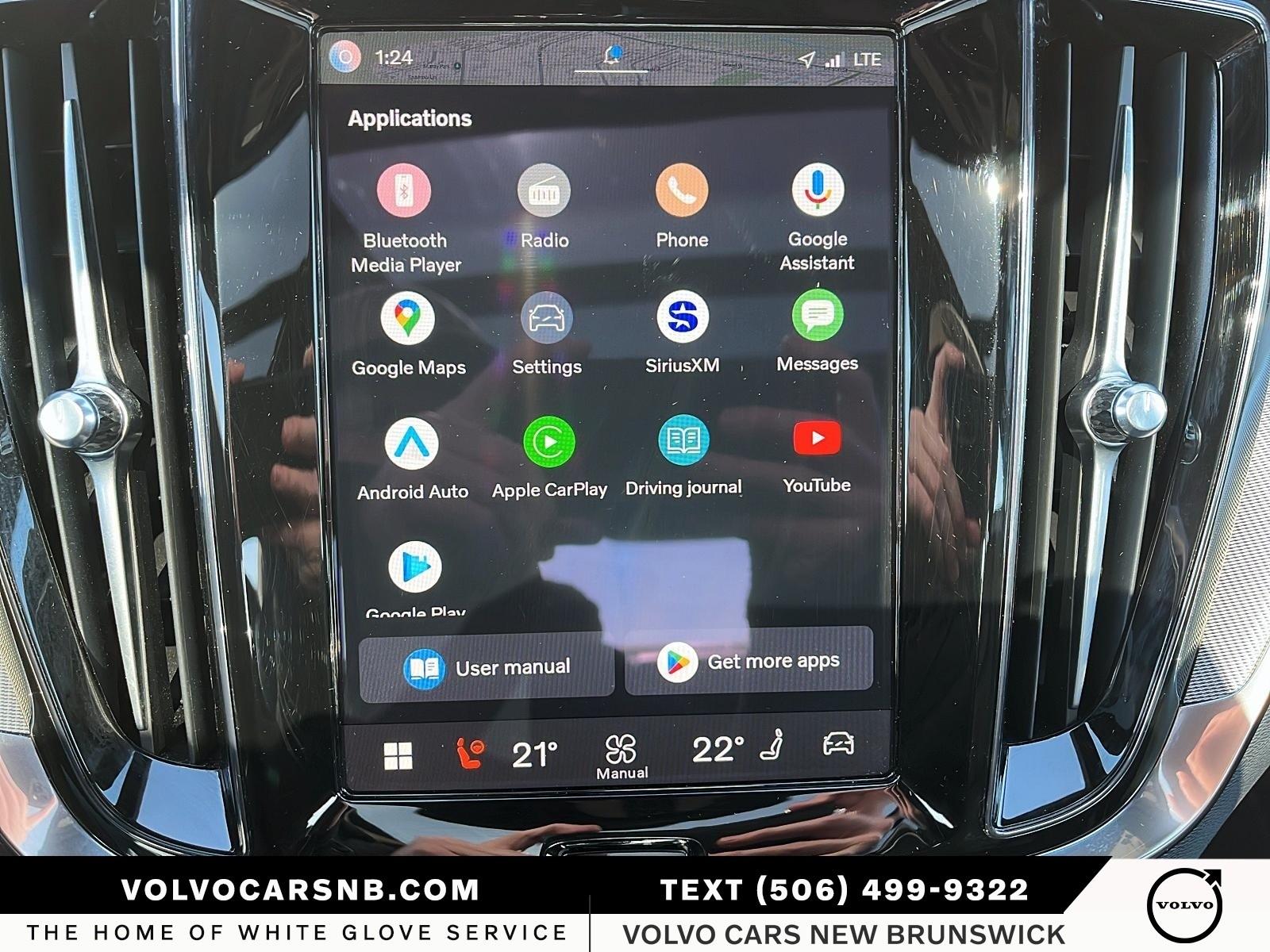 2025 Volvo S60 Plug-In Hybrid T8 Ultra Black Edition