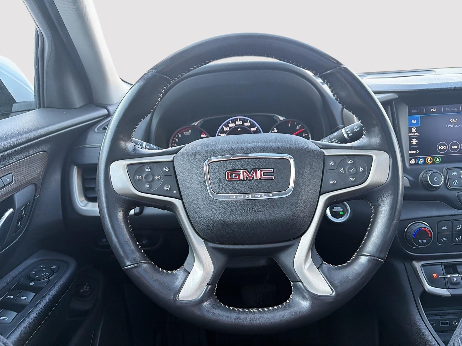 2022 GMC Terrain Denali