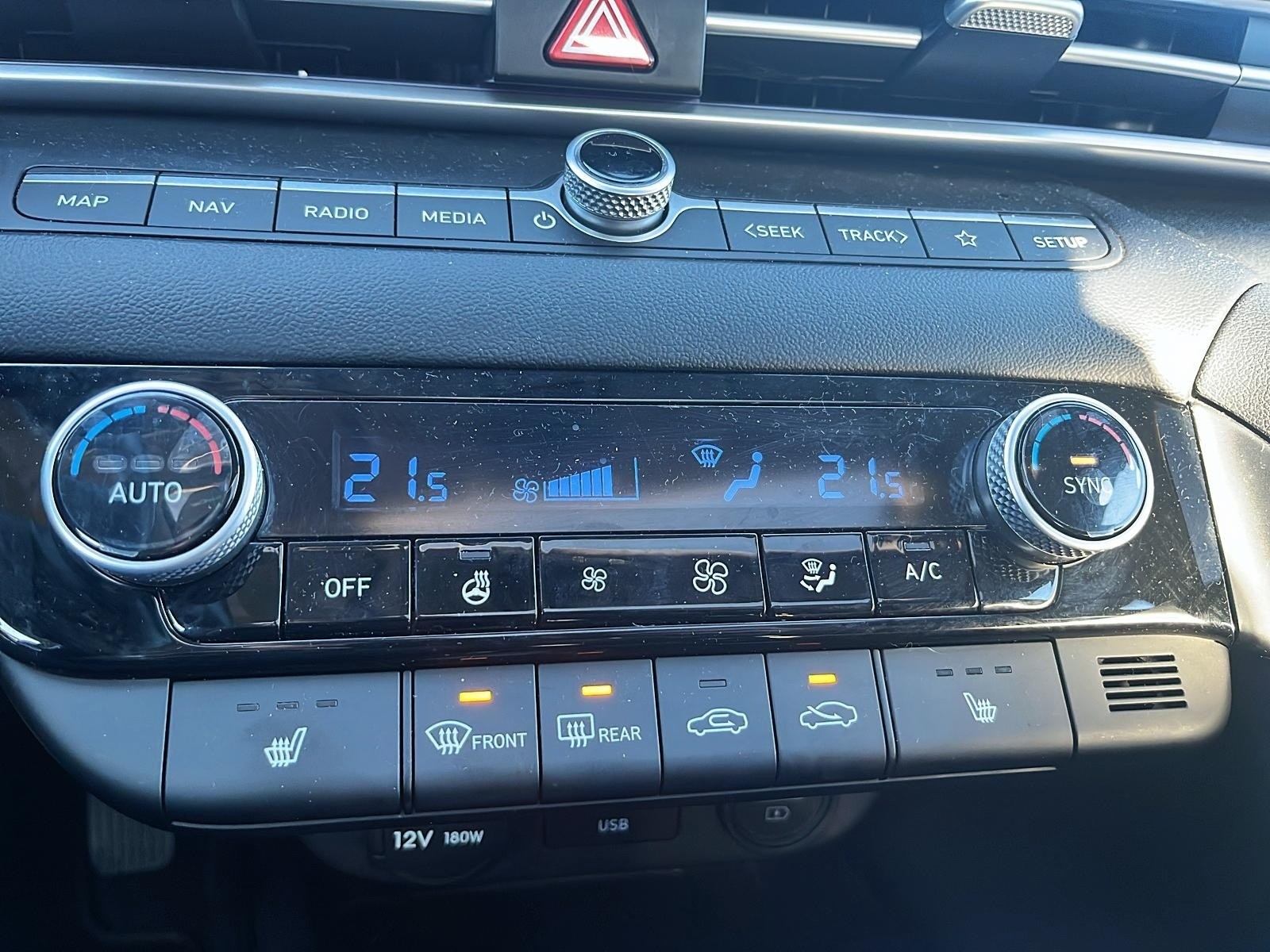 2023 Hyundai Elantra Preferred w/Tech Package