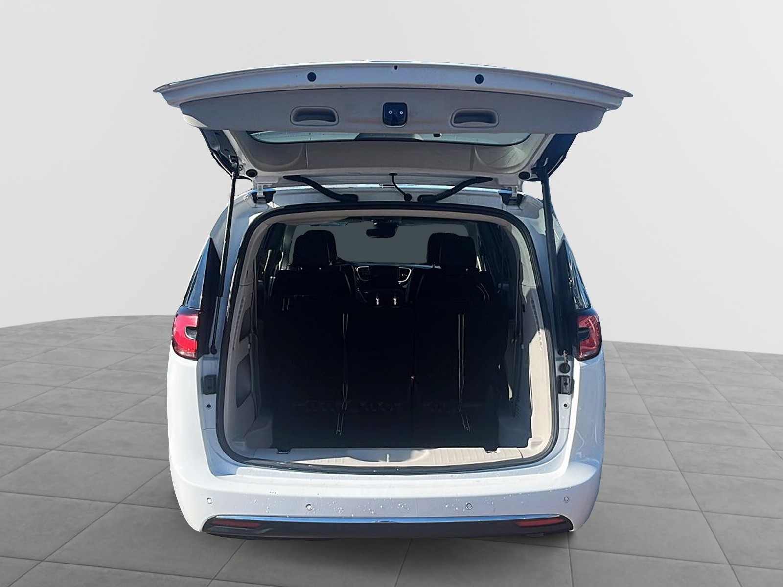 2023 Chrysler Pacifica Touring-L