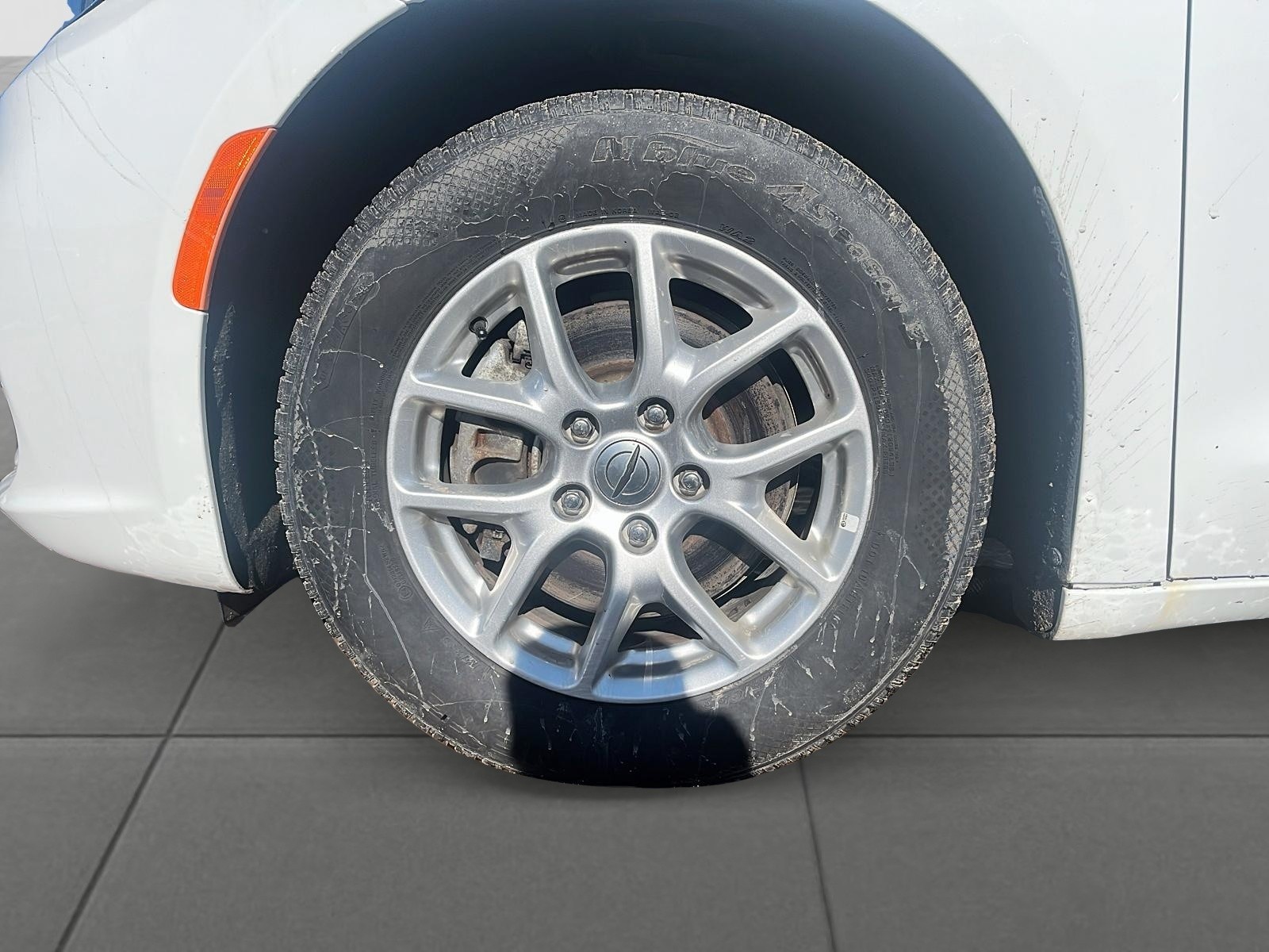 2023 Chrysler Pacifica Touring-L