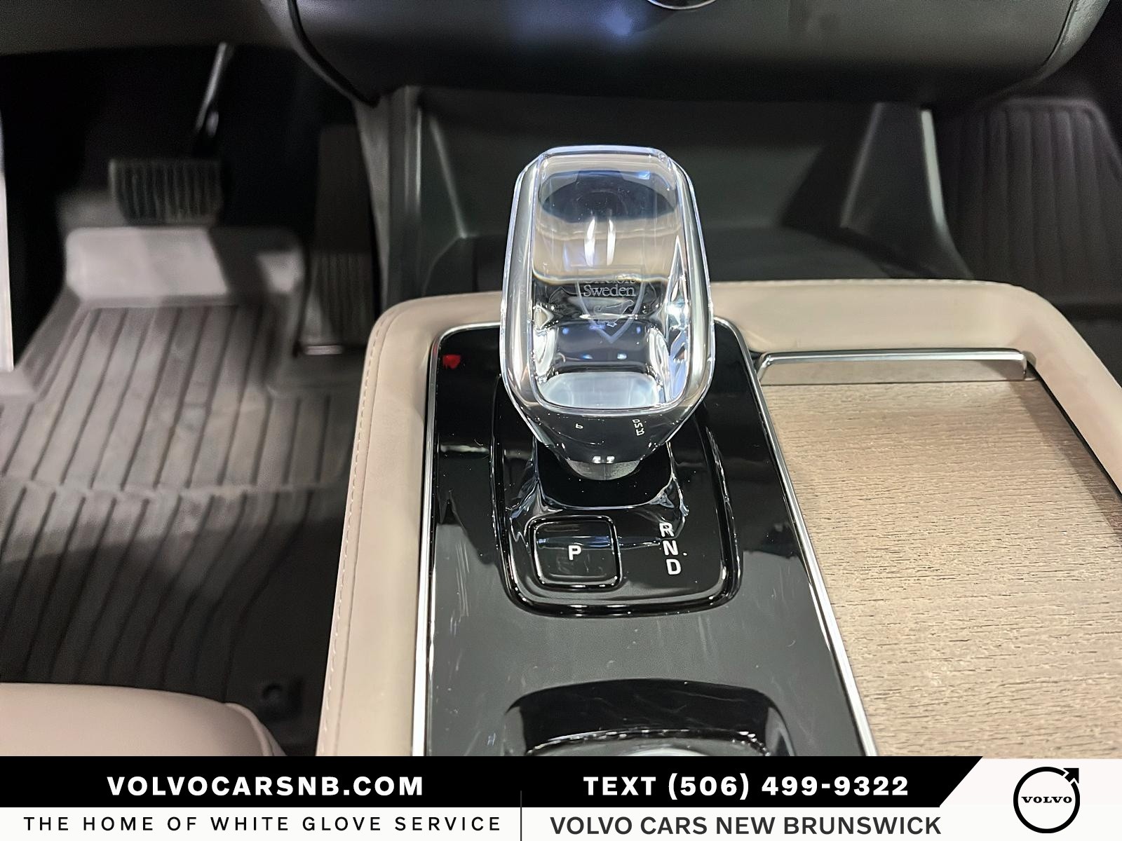 2025 Volvo XC90 B6 Core Bright Theme