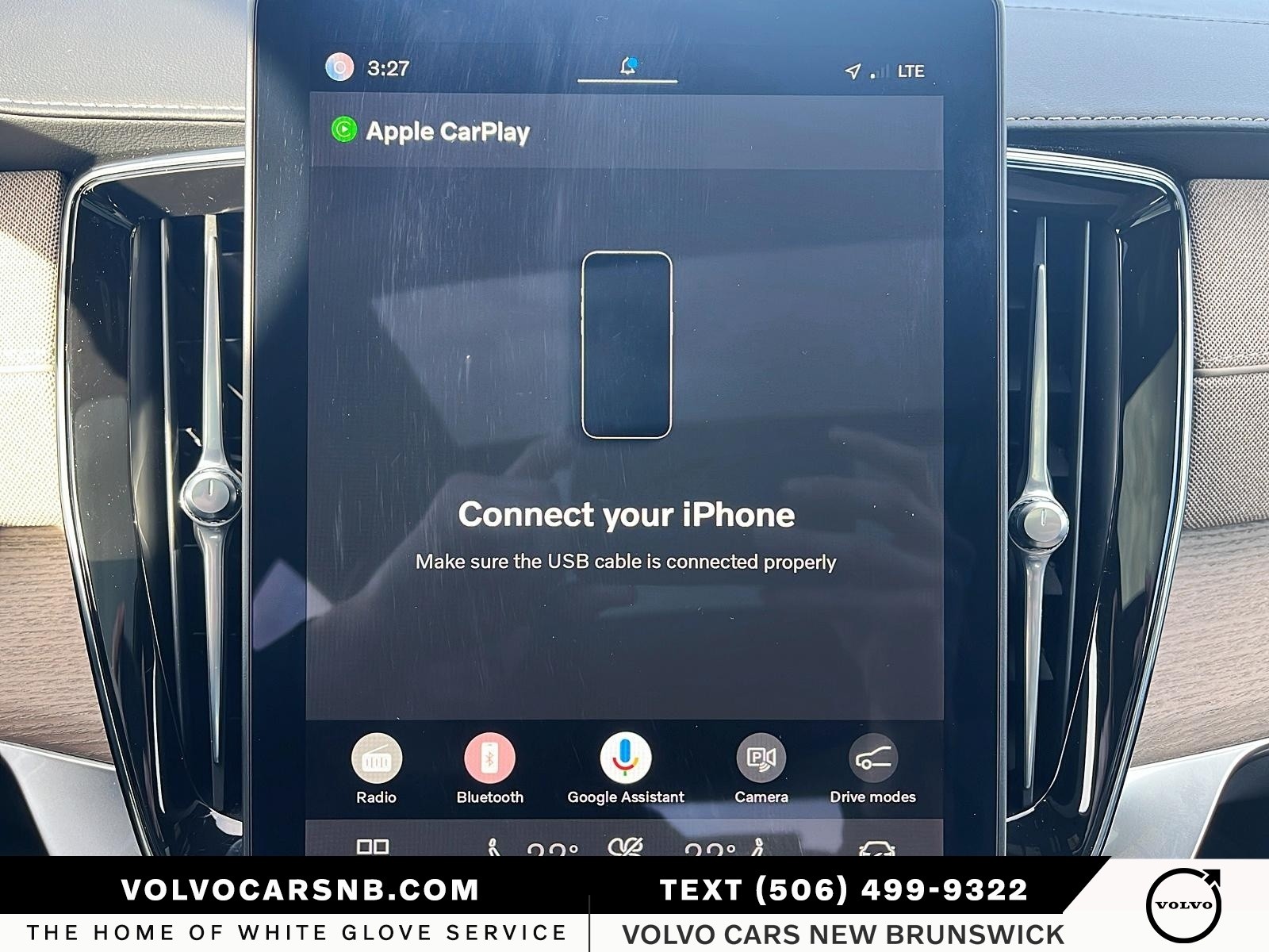 2025 Volvo XC90 B6 Core Bright Theme