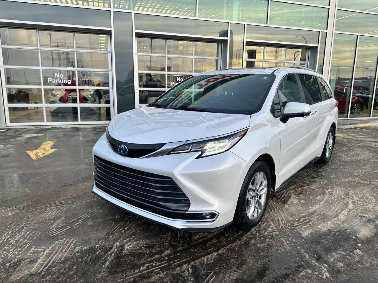 2025 Toyota Sienna Limited 7-Passenger AWD