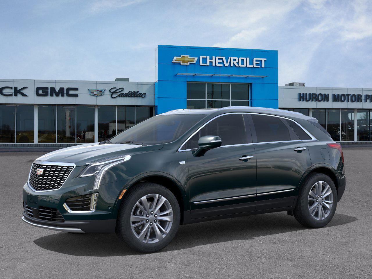 new 2026 Cadillac XT5 car, priced at $73,617