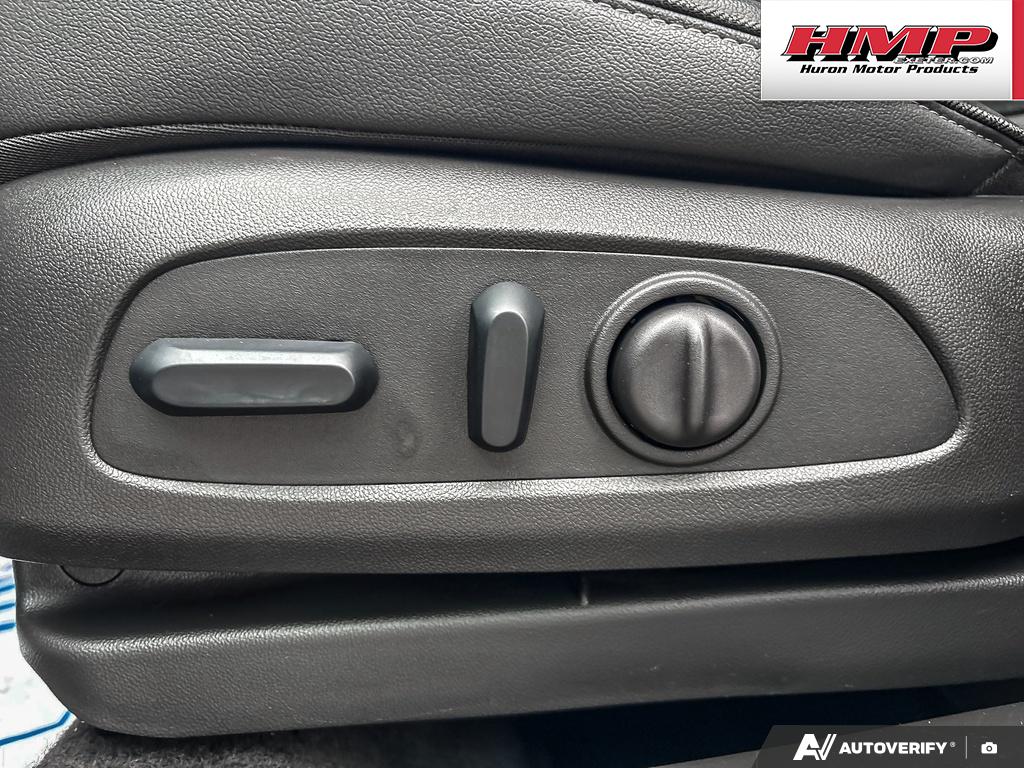 used 2025 Buick Encore GX car, priced at $30,284