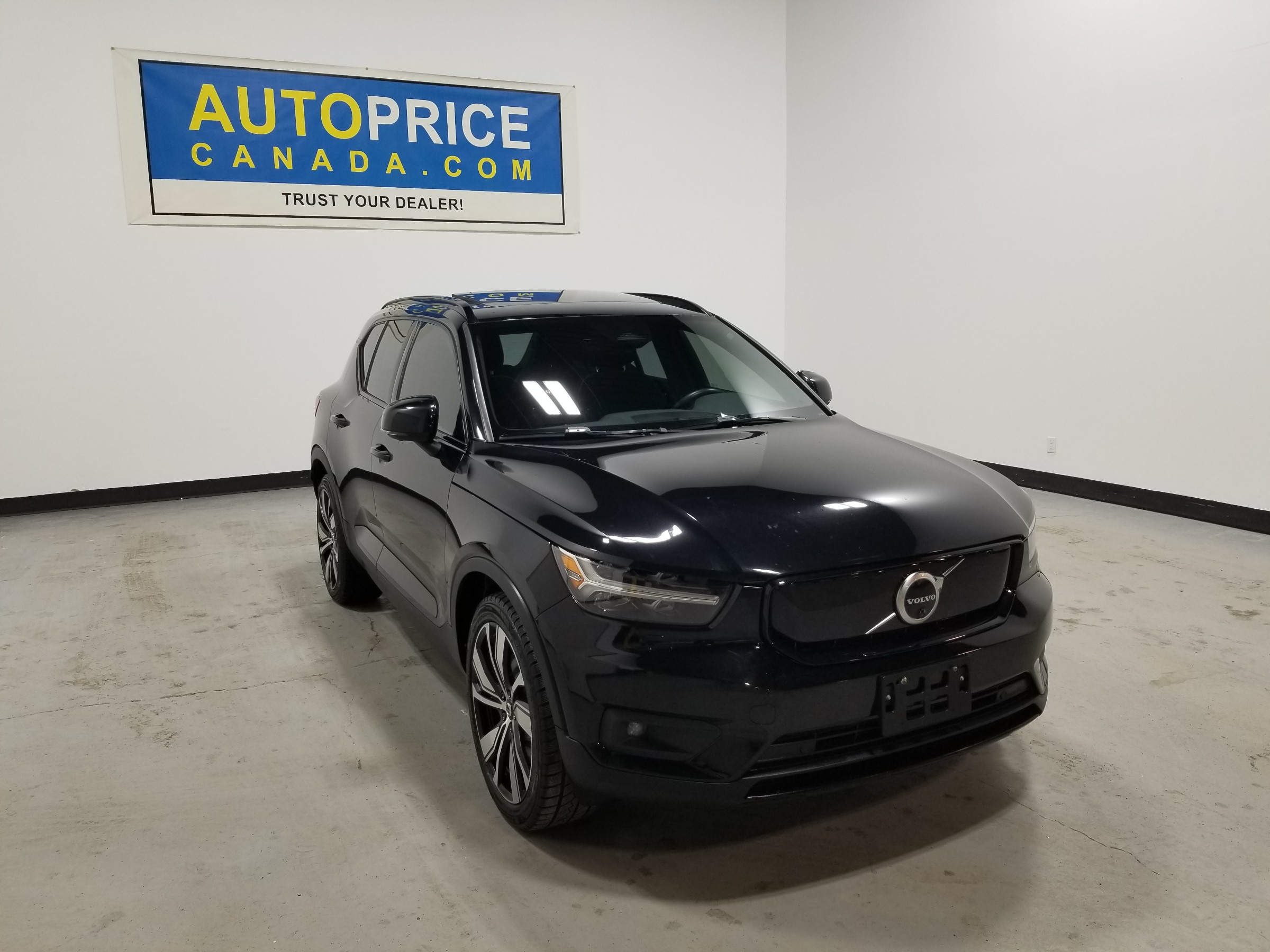 2021 Volvo XC40 Recharge Pure Electric P8 eAWD