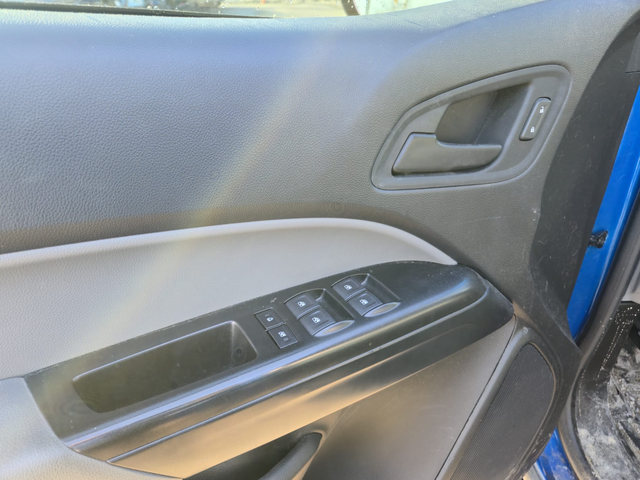 used 2022 GMC Canyon car, priced at $35,400