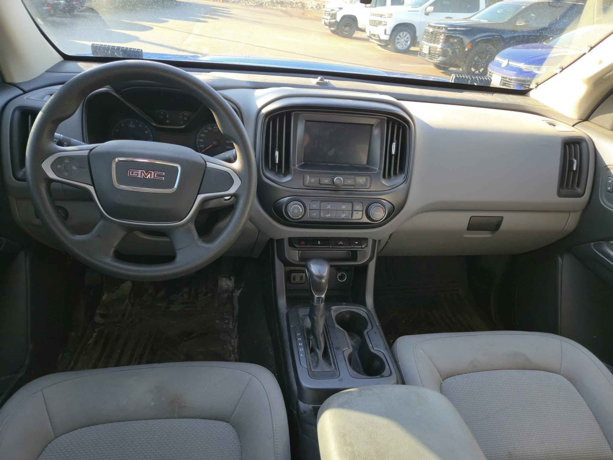 used 2022 GMC Canyon car, priced at $35,400