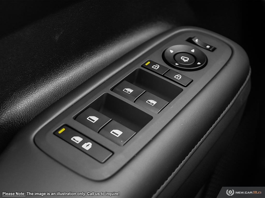 used 2025 Hyundai Santa Fe car, priced at $45,397