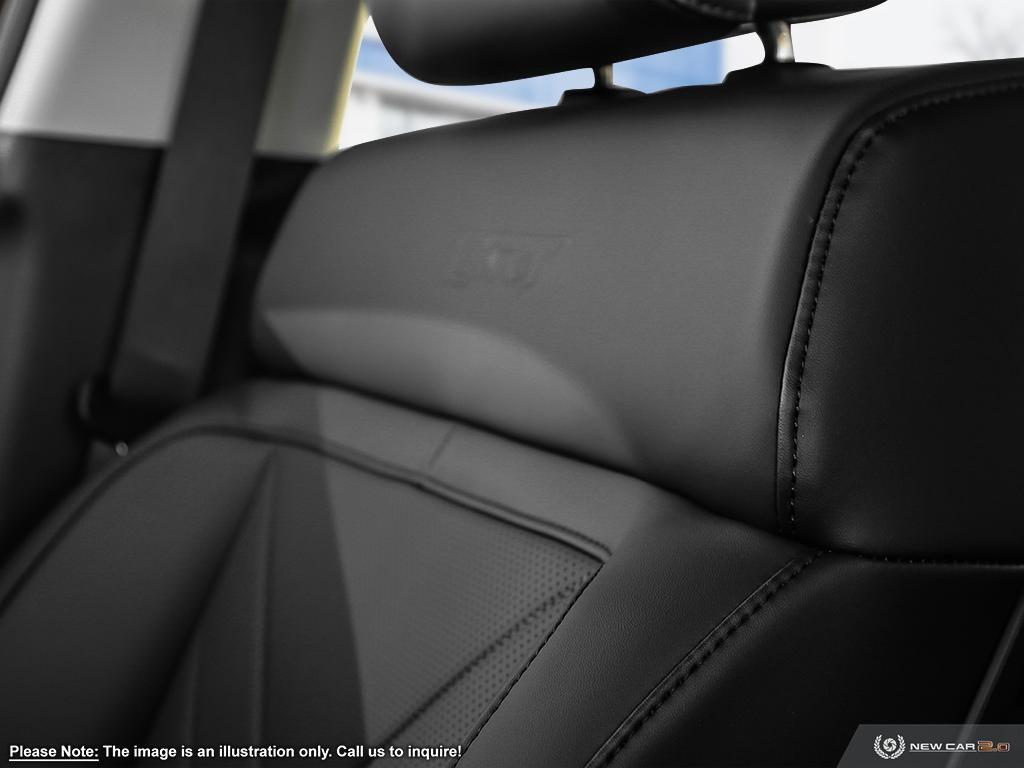 used 2025 Hyundai Santa Fe car, priced at $45,397