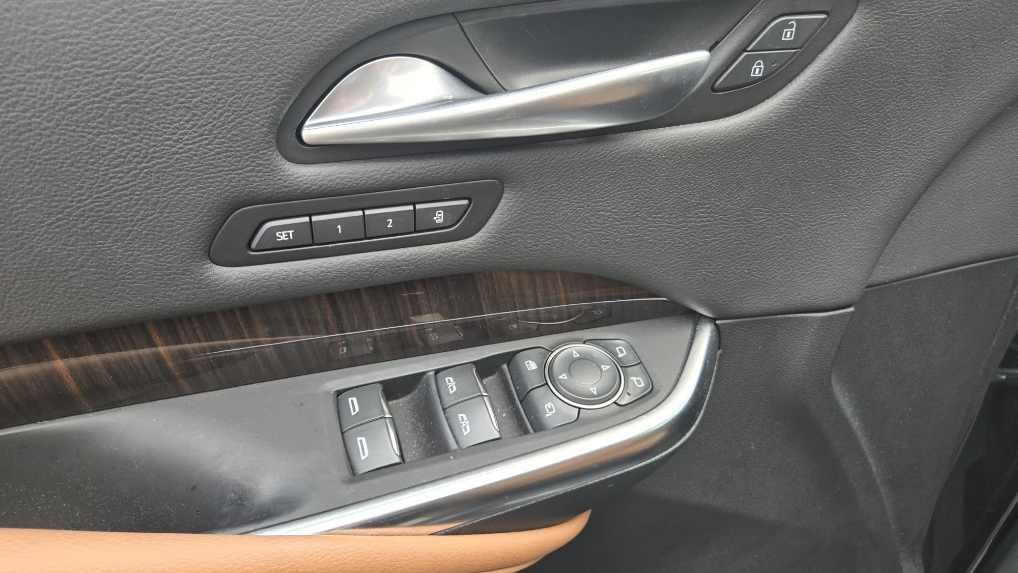 used 2023 Cadillac XT4 car, priced at $38,300