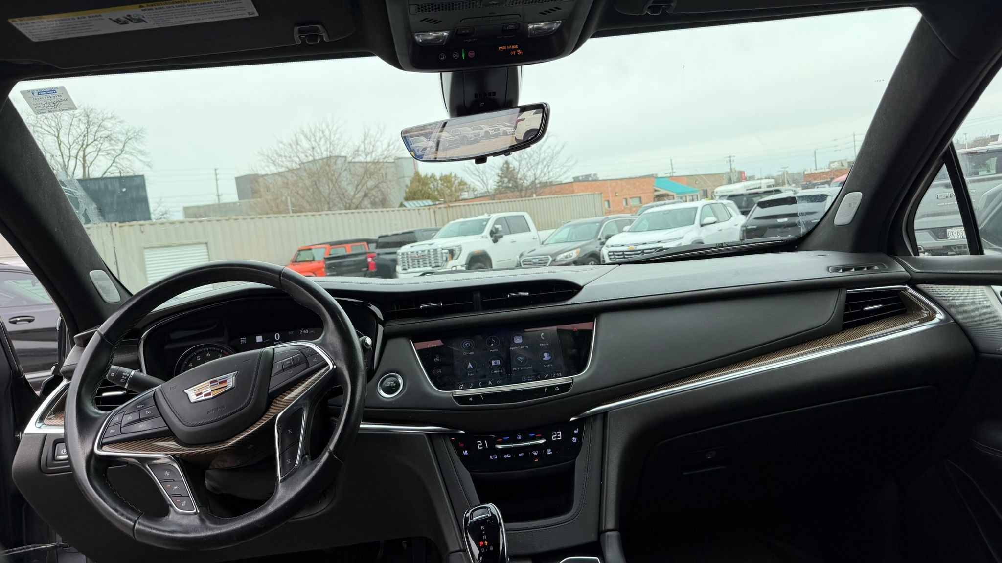 used 2022 Cadillac XT5 car, priced at $31,250