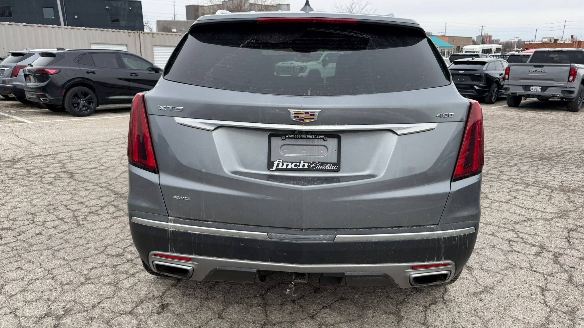 used 2022 Cadillac XT5 car, priced at $31,250