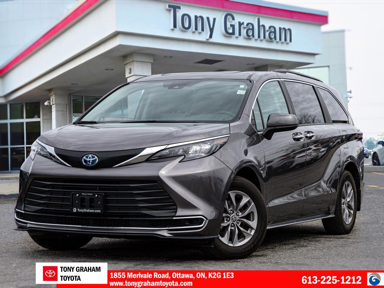 2024 Toyota Sienna XLE 8-Passenger FWD